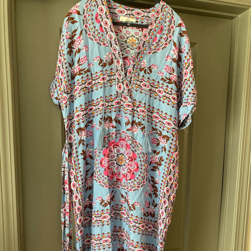 Vici midi dress. Never worn.